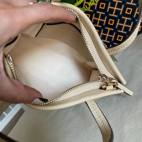 NWT ,,Tory Burch Blake Mini Tote Bag Crossbody Bag Soft Serve Gold Tan Cream - Picture 8 of 14